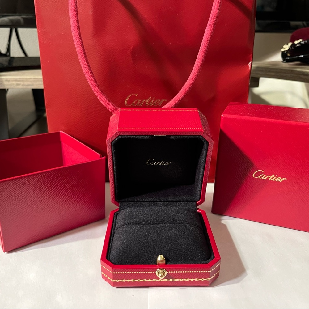 Cartier Luxurious Red Box Set